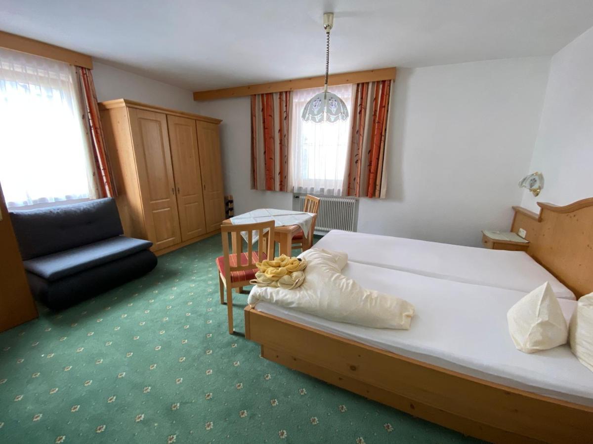 Haus Pregenzer Apartment Фис Екстериор снимка